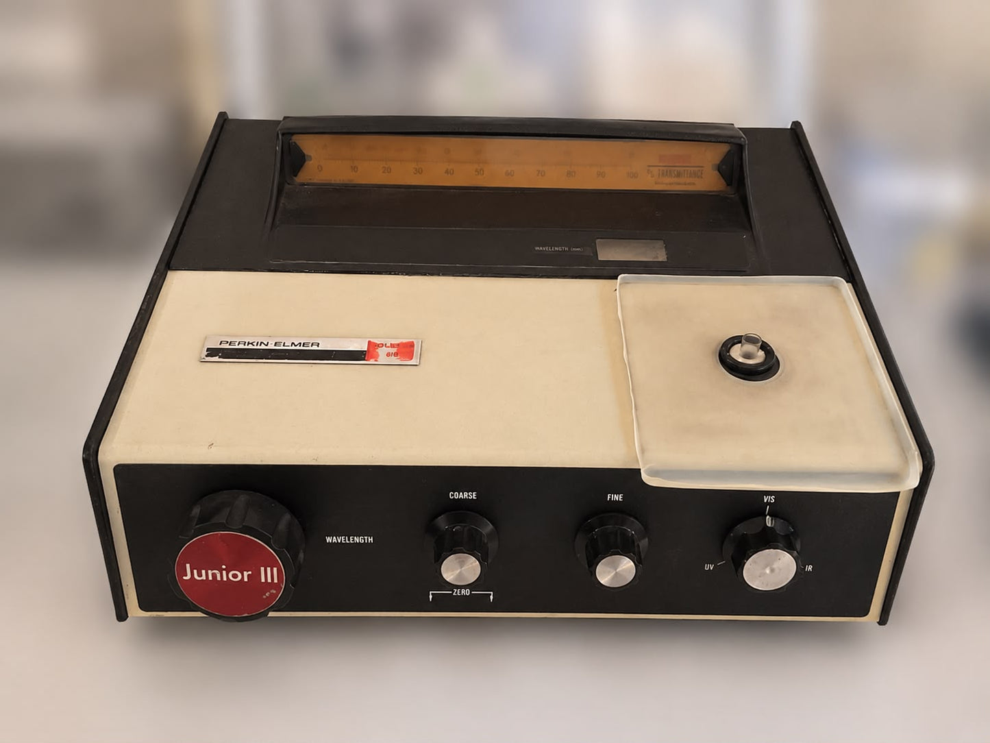 Espectrofotómetro UV-Visible Perkin-Elmer Coleman Junior III. Equipo Seminuevo Funcional.